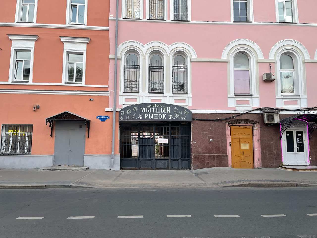 Гостиницу могут построить месте Мытного рынка в Нижнем Новгороде