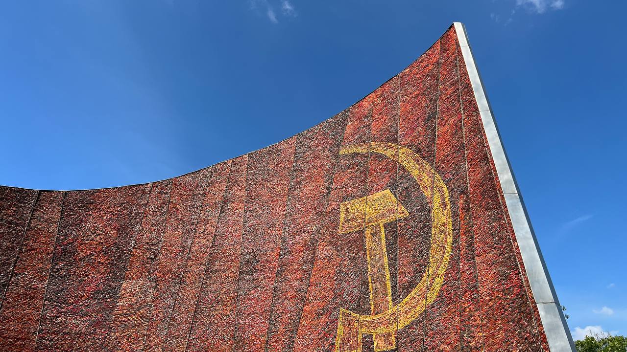 Реставрация мозаики завершилась на монументе боевой и трудовой славы в Нижнем Новгороде - фото 1
