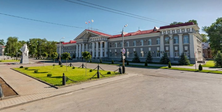 В Волгодонске задержали подростка с бомбой у здания администрации - фото 1