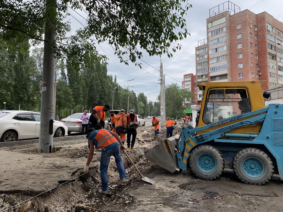 Xxi век самара. Красноярская дорожная передвижная механизированная колонна. Куйбышевская дорожная ПМК. Обновления на улицы. Дорожные рабочие 21 век Самара.