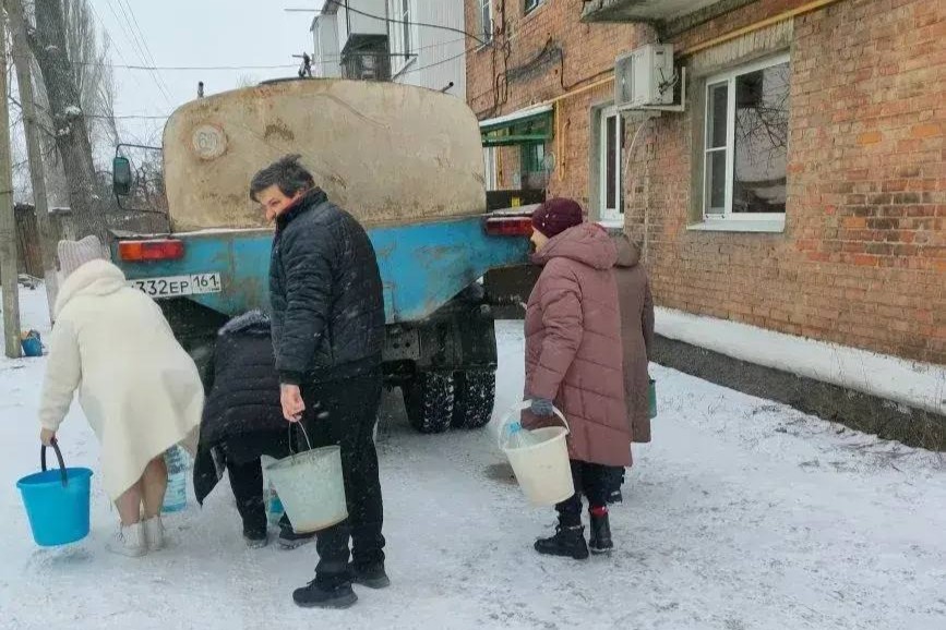 В Ростовской области обещают пересчитать плату за воду после аварии на сетях - фото 1
