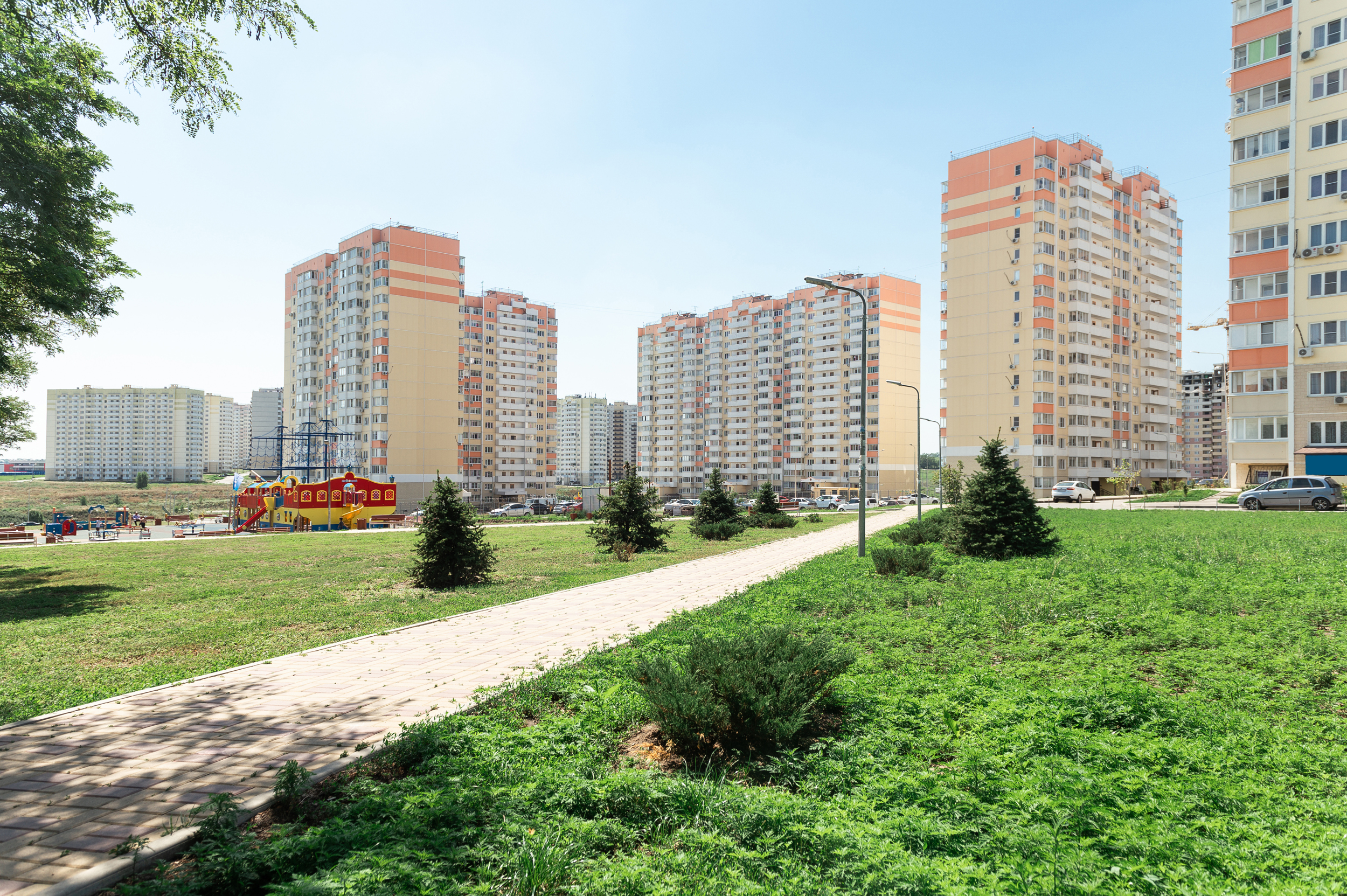 В феврале в Ростове власти выдали разрешения на строительство трех домов - фото 1