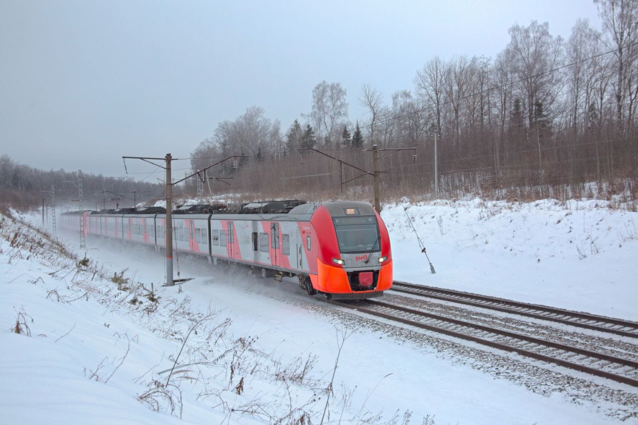 Дополнительные поезда запустят из Нижнего Новгорода в Москву и Адлер в новогодние праздники 